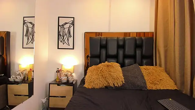 GiorgineTaylor online show from October 8, 10:57 am