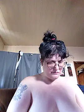 ladyfrombonn online show from August 5, 6:16 am