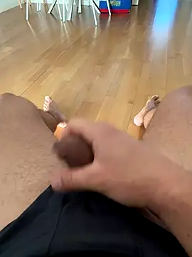 Snapshot of -Styleto chatting on September 9, 7:41 am -Styleto online show from September 9, 7:41 am