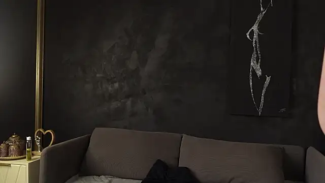 Snapshot of PeachyPixiee chatting on March 30, 5:41 am PeachyPixiee online show from March 30, 5:41 am