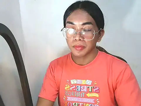 Snapshot of _karie chatting on October 7, 3:09 pm karie online show from October 7, 3:09 pm