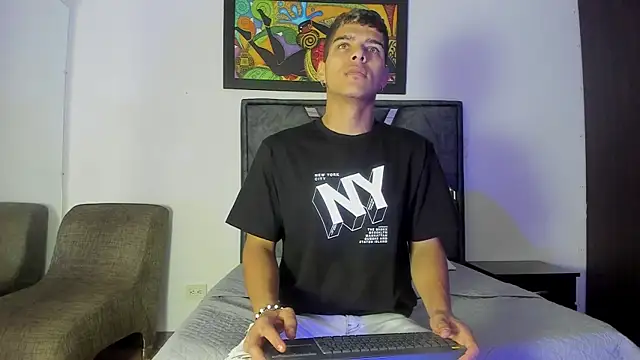 wyatt 3 online show from November 7, 12:27 pm