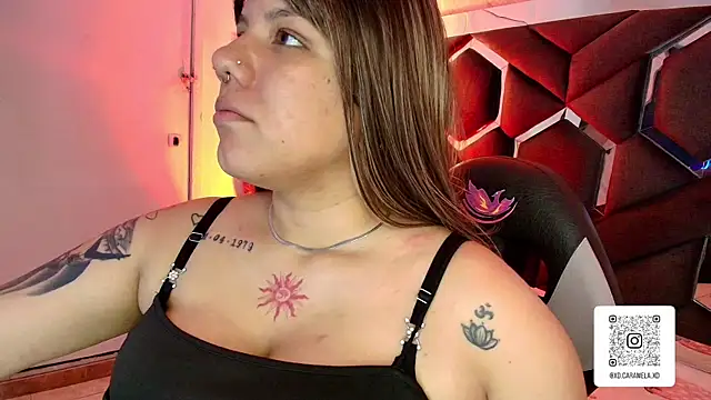Snapshot of Melissa_Adamsx chatting on April 19, 6:54 pm Melissa Adamsx online show from April 19, 6:54 pm