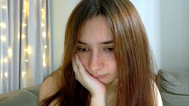 Snapshot of Lelia_Vibe chatting on October 31, 9:27 pm Lelia Vibe online show from October 31, 9:27 pm