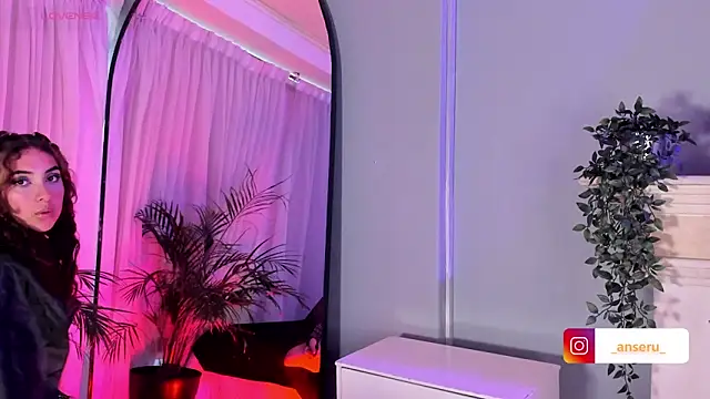 Anseru  online show from October 4, 11:41 am