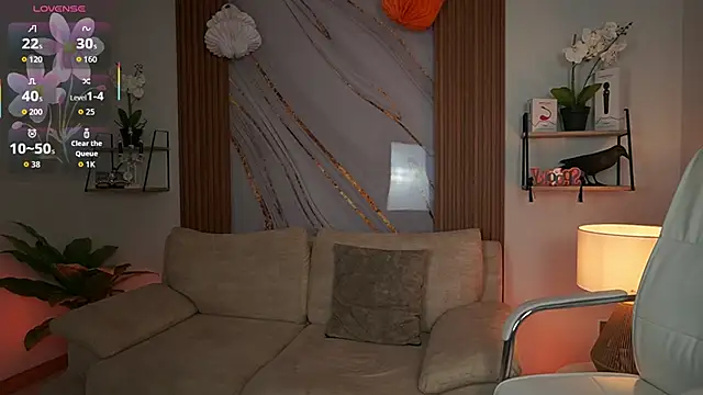 MilaCrave online show from October 18, 11:44 am