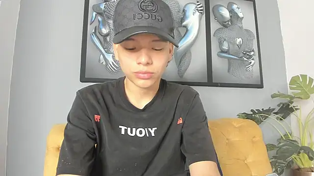 camillo virgil online show from February 1, 11:42 am