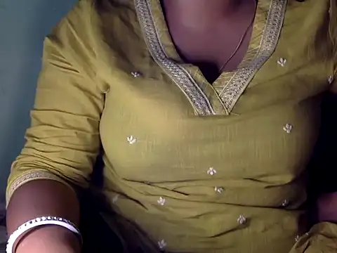 Snapshot of Dimplegirl chatting on October 26, 4:02 pm Dimplegirl online show from October 26, 4:02 pm