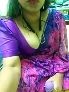 Snapshot of Dimplegirl chatting on November 28, 1:41 am Dimplegirl online show from November 28, 1:41 am