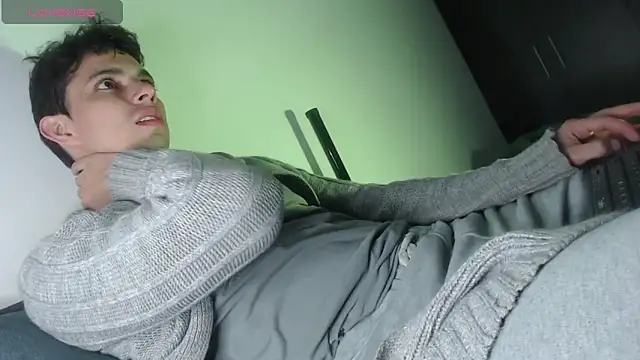 Snapshot of yourfavoriteboy__ chatting on October 7, 11:13 pm yourfavoriteboy online show from October 7, 11:13 pm