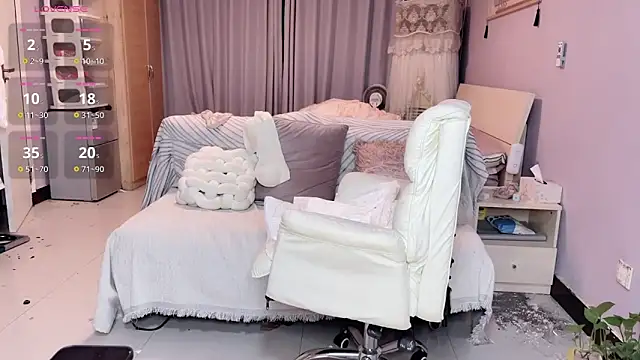 Snapshot of Y2Luvk chatting on September 23, 9:51 pm Y2Luvk online show from September 23, 9:51 pm