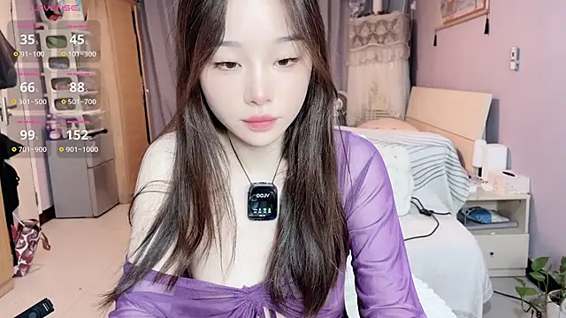 Snapshot of Y2Luvk chatting on October 16, 9:49 pm Y2Luvk online show from October 16, 9:49 pm