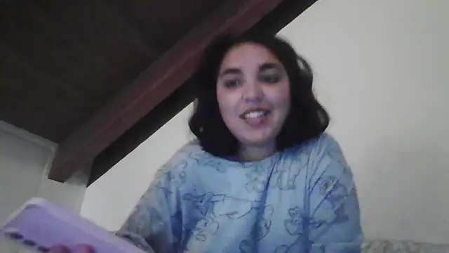 Snapshot of LadySophia03 chatting on December 4, 9:51 am LadySophia03 online show from December 4, 9:51 am