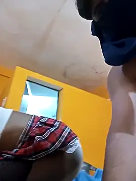 PleasantPassenger9 online show from November 17, 8:42 am