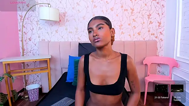 halleylorens online show from June 9, 5:24 pm