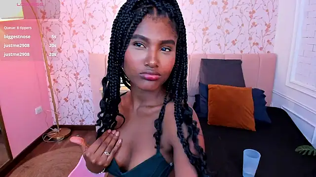 halleylorens online show from July 18, 7:39 pm