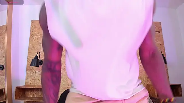 santiblack7 online show from September 24, 7:06 pm