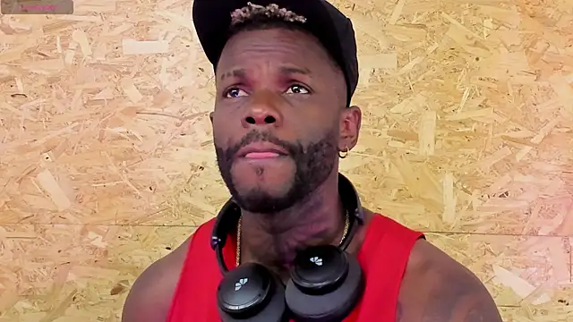 santiblack7 online show from October 23, 7:34 pm