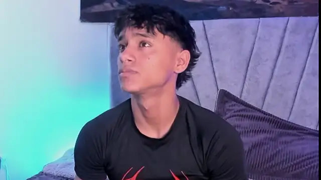 ZYZZ1312 online show from November 14, 3:22 pm