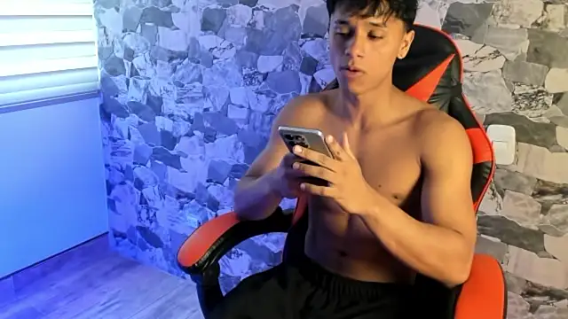 ZYZZ1312 online show from July 17, 5:51 pm