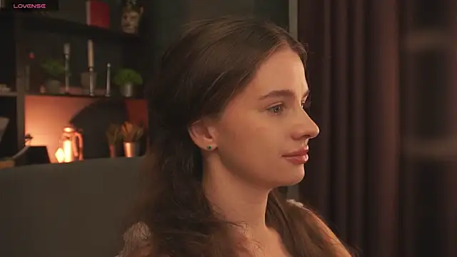 Olivia Farrell online show from October 1, 12:55 pm