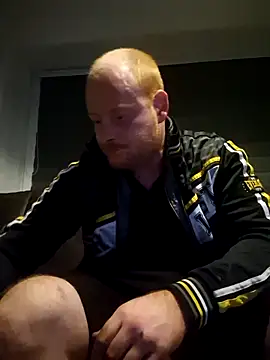 svenni2525 online show from October 7, 9:34 pm