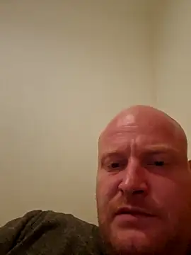 svenni2525 online show from October 25, 1:24 am