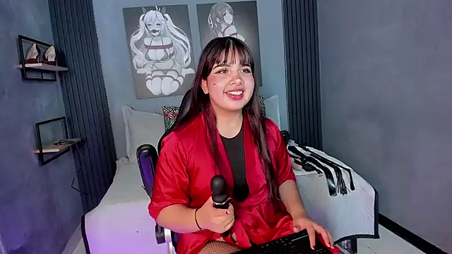 Zara Snow online show from February 10, 3:05 pm