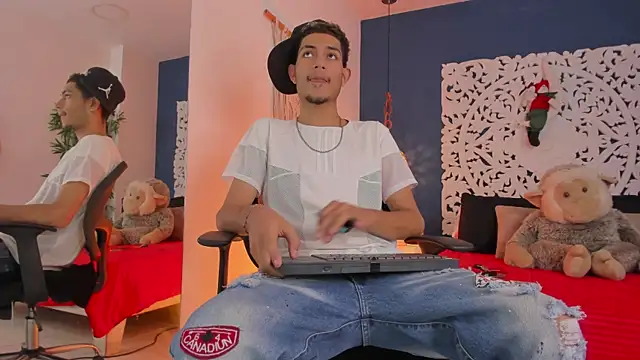 Adonis WB online show from November 14, 12:53 am