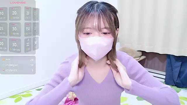 Azusa DoMybest online show from March 2, 10:44 am