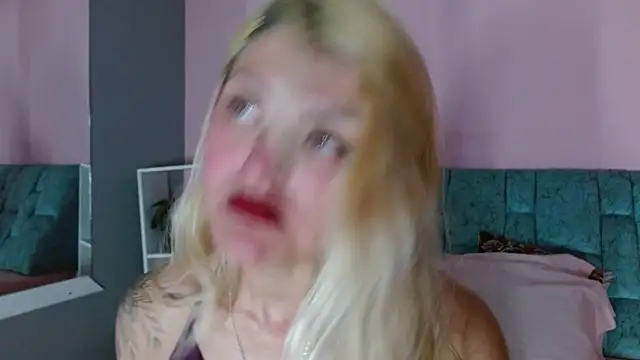 Camila Russoo online show from March 27, 8:19 pm