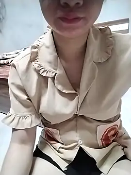 Snapshot of Mie_rose chatting on October 8, 2:42 am Mie rose online show from October 8, 2:42 am