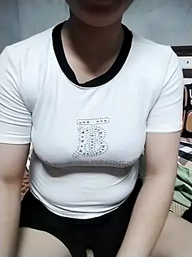 Snapshot of Mie_rose chatting on October 12, 1:32 pm Mie rose online show from October 12, 1:32 pm