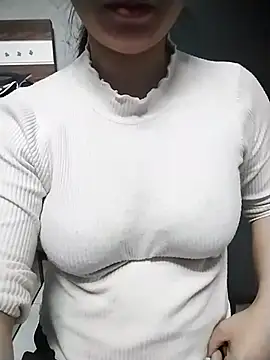 Snapshot of Mie_rose chatting on November 3, 1:01 pm Mie rose online show from November 3, 1:01 pm