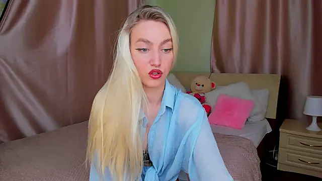 mishapallmer online show from May 12, 6:32 am