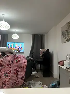 Snapshot of blissyboo123 chatting on October 3, 5:32 pm blissyboo123 online show from October 3, 5:32 pm