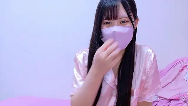 Snapshot of noa_uxu chatting on December 4, 12:47 pm noa uxu online show from December 4, 12:47 pm