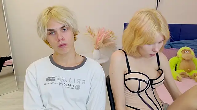 Bonnie And C1yde online show from September 13, 5:13 pm