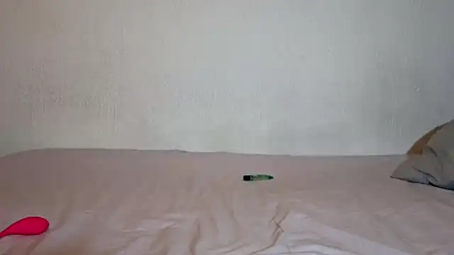 PetiteEbonyBabe online show from June 15, 12:13 am