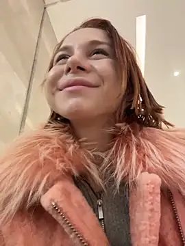 Snapshot of RosieSecret chatting on November 9, 8:12 am RosieSecret online show from November 9, 8:12 am