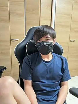 jiji9253 online show from June 18, 11:47 am