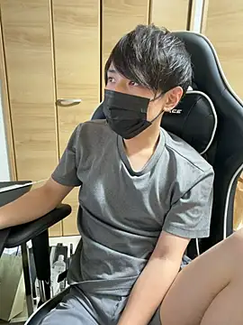 jiji9253 online show from June 25, 12:42 pm