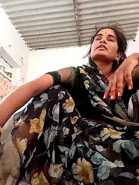 Snapshot of Kiran12xxx chatting on October 13, 7:08 am Kiran12xxx online show from October 13, 7:08 am