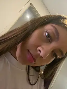 Sara-cooper2 online show from March 2, 7:21 pm