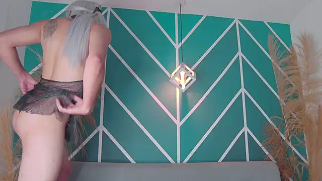 TylerJhonson online show from September 18, 12:29 pm