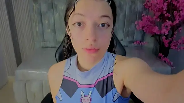 valkiria ardent s online show from July 17, 1:29 pm