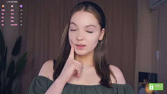 NguyetHankey online show from October 7, 3:09 pm