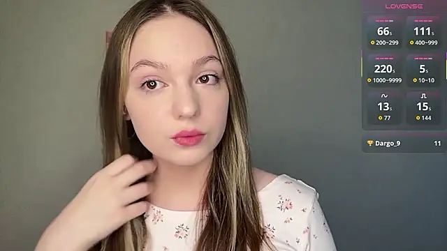 Snapshot of NguyetHankey chatting on February 2, 6:01 am NguyetHankey online show from February 2, 6:01 am