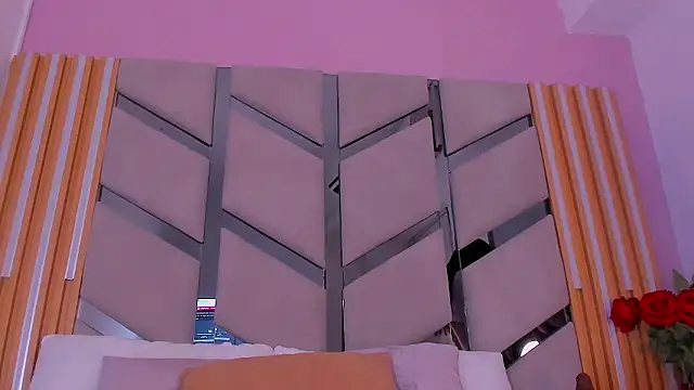 Snapshot of Sweet_Salome1 chatting on February 25, 12:26 pm Sweet Salome1 online show from February 25, 12:26 pm