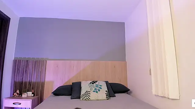  Ashly 77 online show from September 25, 7:28 pm